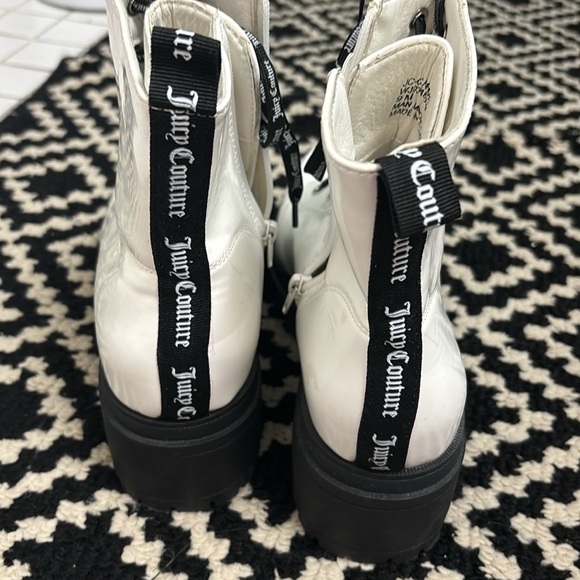🤍Juicy couture white boots🤍 - Picture 6 of 8